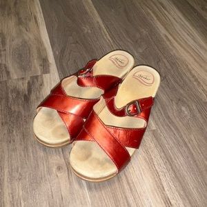 Dansko Sela Sandals Ruby Red​